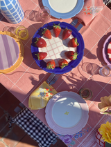 Hot Cakes Cake Stand