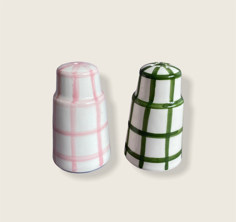 Vaisselle Salt N' Pepa Shakers Set of Two